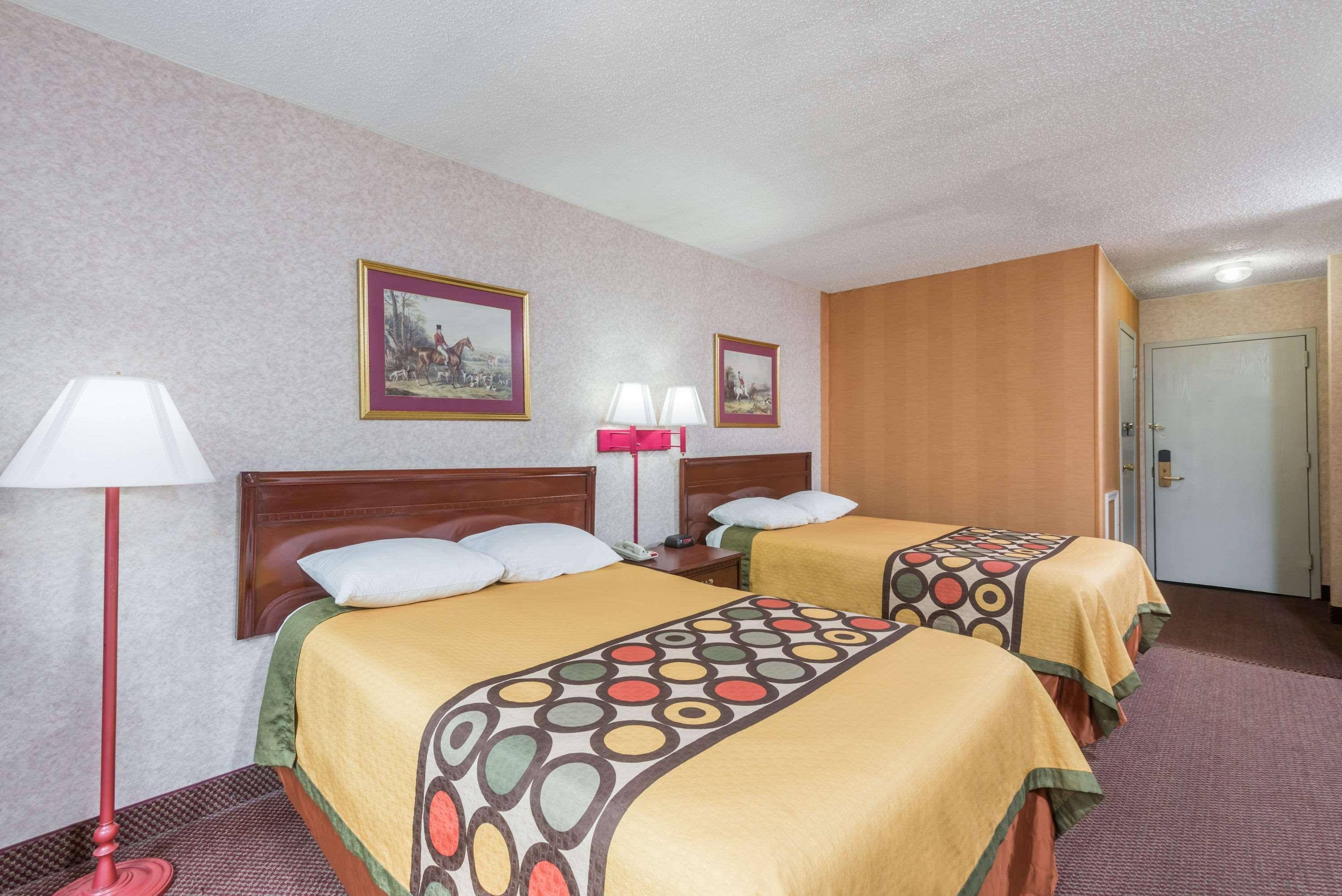 Super 8 By Wyndham Hancock Md Extérieur photo
