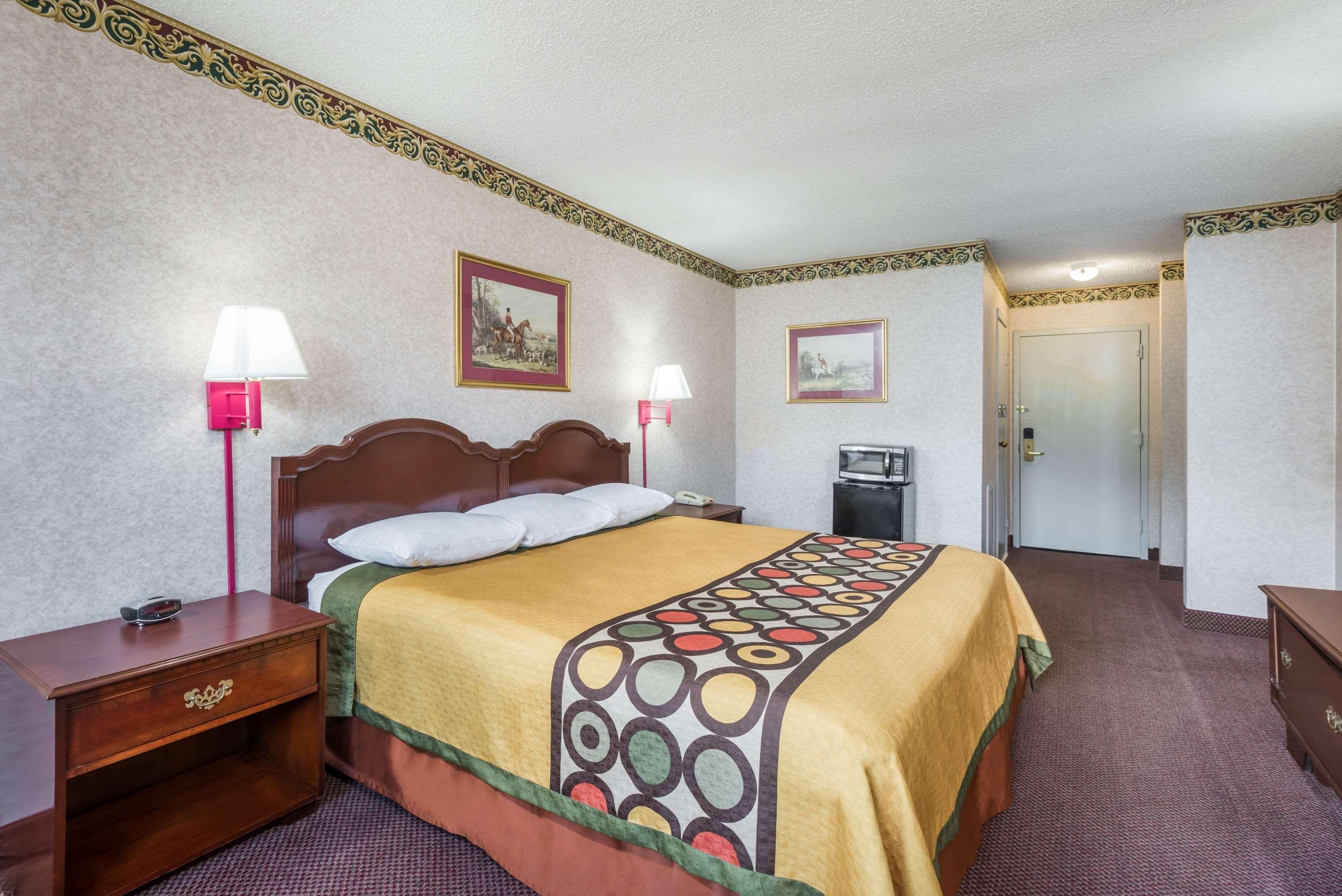 Super 8 By Wyndham Hancock Md Extérieur photo