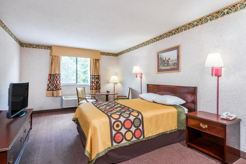 Super 8 By Wyndham Hancock Md Extérieur photo